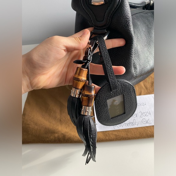 SOLD ๐ Gucci Hobo Bag Black Grainy Leather Silver Hardware Bamboo - Picture 9 of 13